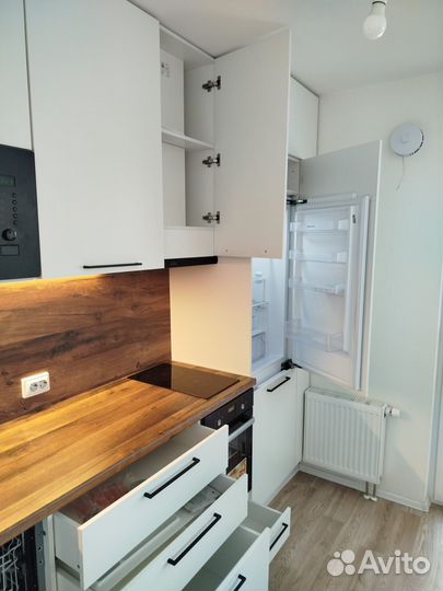 Кухня на заказ в студию