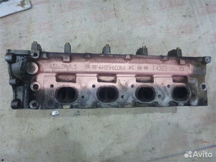 Головка блока цилиндров левая Land Rover Discovery