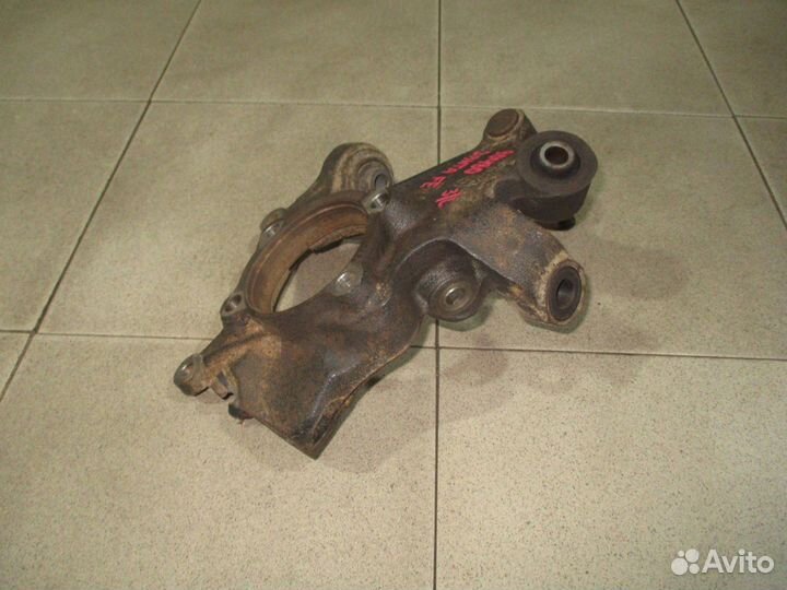 Кулак поворотный задний левый Hyundai Santa Fe 2