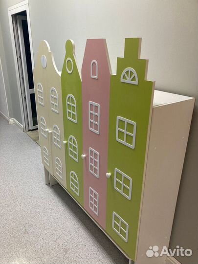 Шкафы в раздевалку детского сада. Шкафчики в сад
