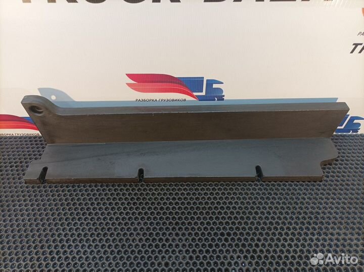 Накладка спальника Iveco Stralis