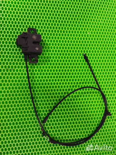 Трос капота Land Rover Range Rover Sport L320