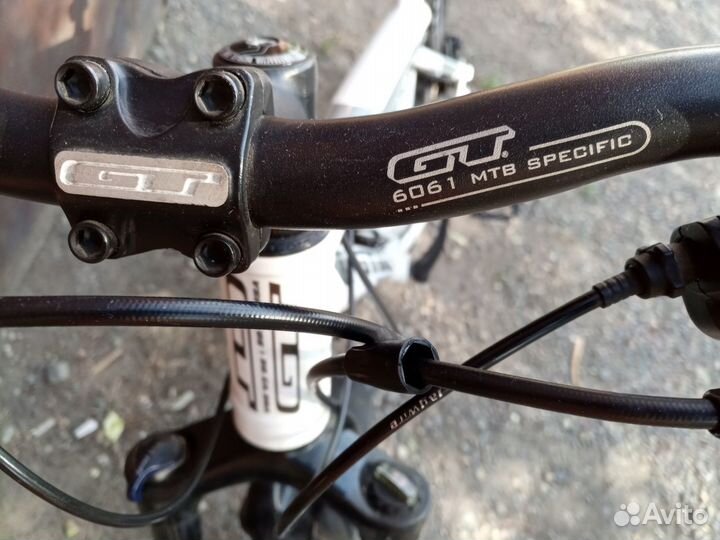 Горный велосипед GT Avalanche 2.0