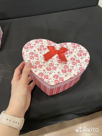 Коробка подарочная