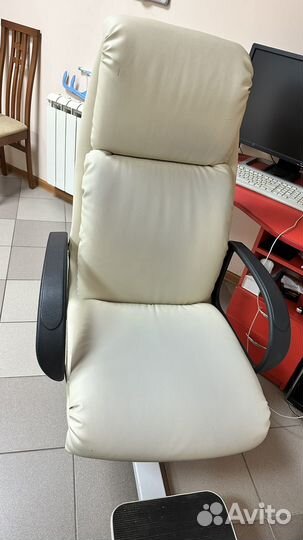 Педикюрное кресло б/у