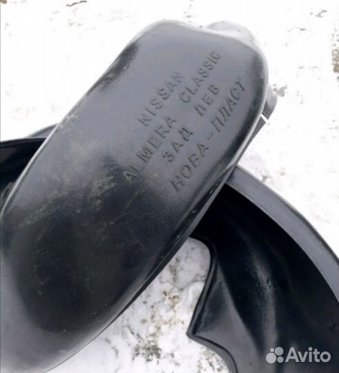 Подкрылки на Nissan Almera