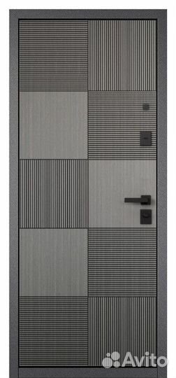 Входная дверь