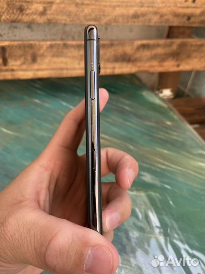 iPhone X, 256 ГБ