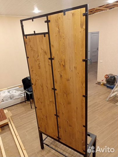 Вешалка напольная