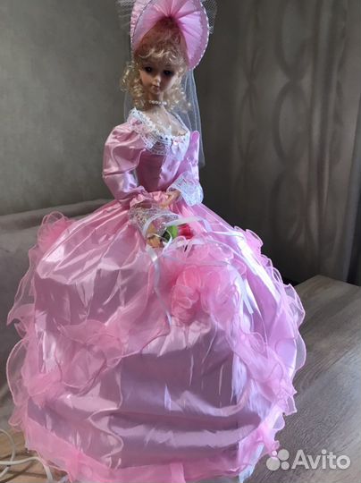 Настольный светильник, музыкальная кукла