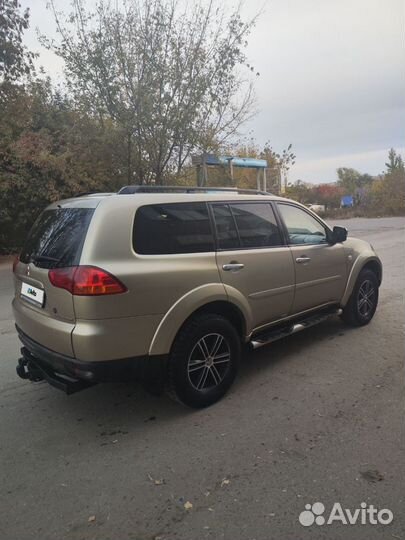 Mitsubishi Pajero Sport 3.2 AT, 2009, 280 000 км