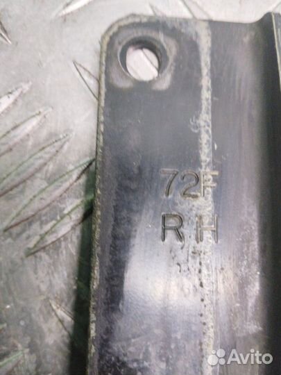 Петли капота Subaru Forester