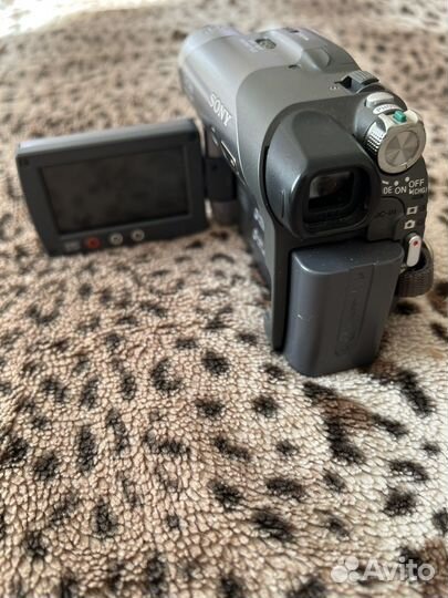 Видеокамера sony handycam DCR-DVD205