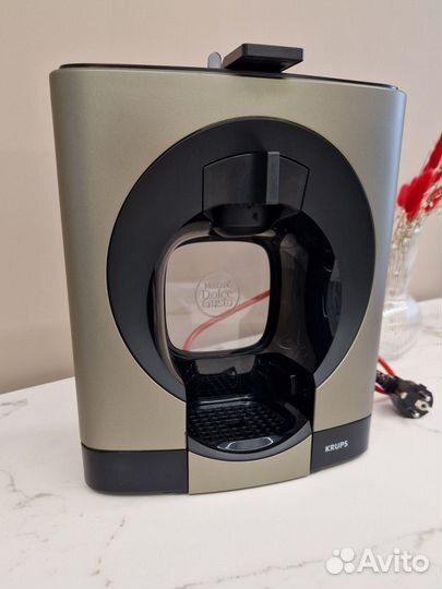 Капсульная кофемашина Dolce Gusto Krups KP110T10