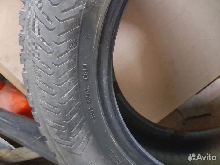 Nokian Tyres Hakkapeliitta 8 215/60 R16