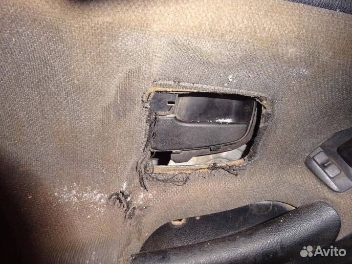 Ручка двери передней внутренняя левая BMW 3-серия