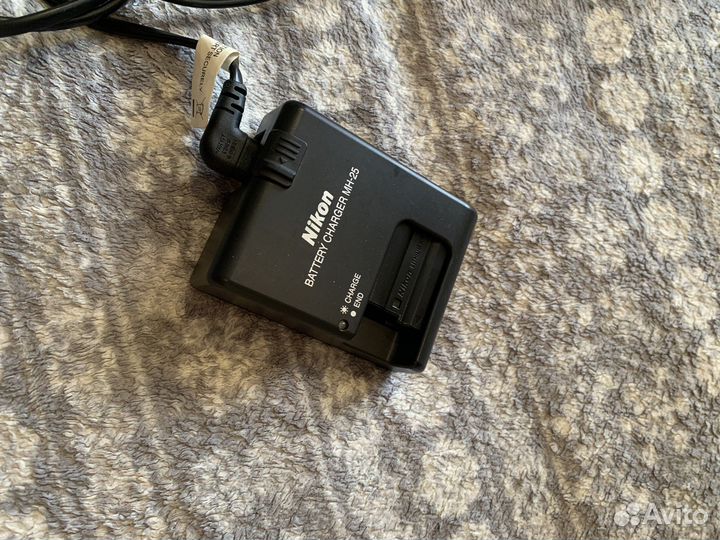 Комплект Nikon D7000, объективы, вспышка