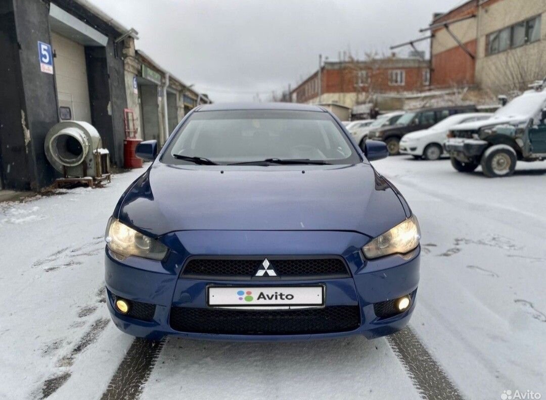 Mitsubishi Lancer: фото владельца