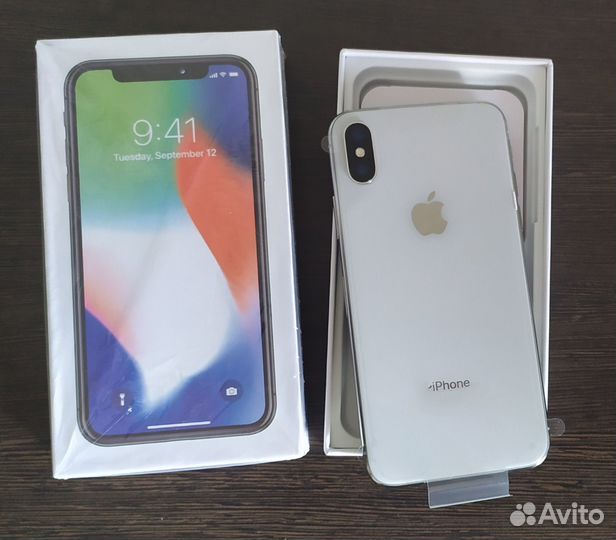 iPhone X, 256 ГБ