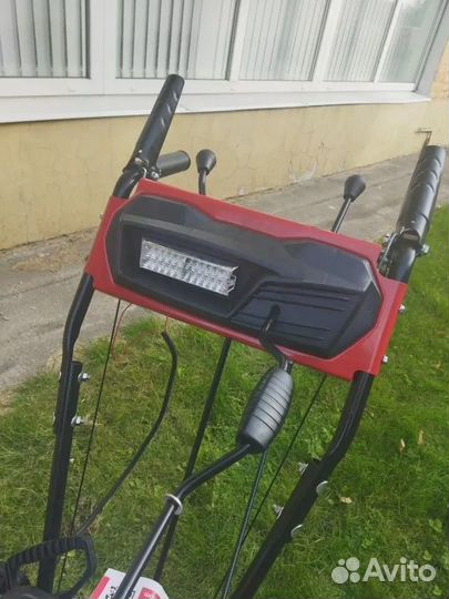 Снегоуборщик DDE ST7066E