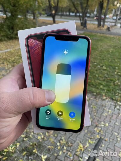 iPhone Xr, 64 ГБ