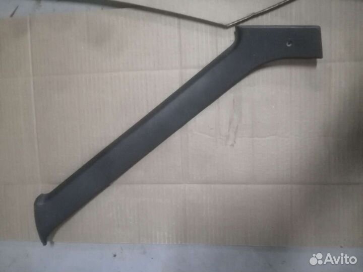 Накладка задней правой стойки ваз 2109