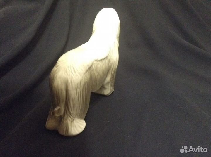 Статуэтка собака борзая лфз. Фарфор