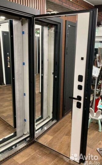 Дверь входная металлическая