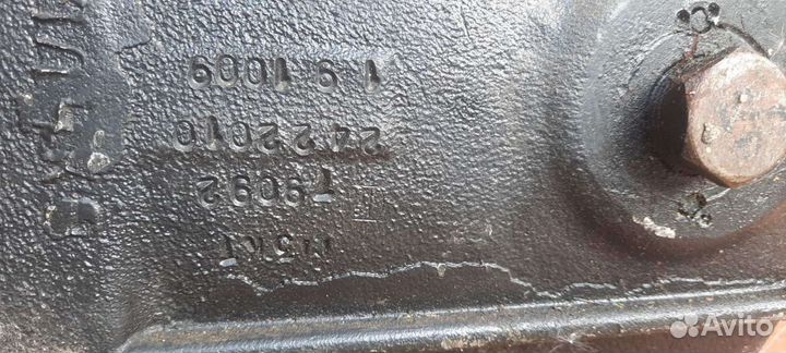 Продам редуктор мзкт 79092