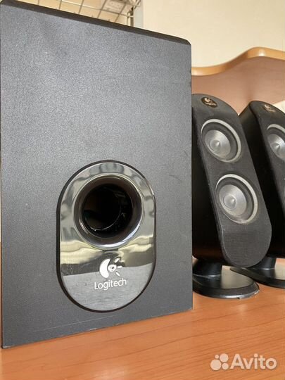 Колонки для компьютера с сабвуфером Logitech