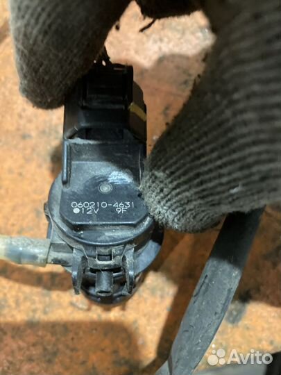 Насос омывателя Mitsubishi pajero/montero