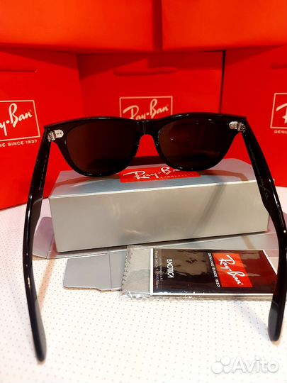Солнцезащитные очки ray ban
