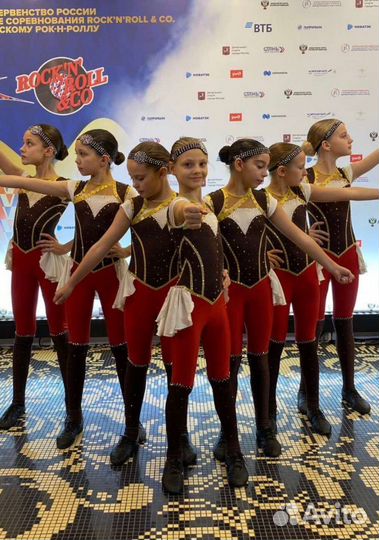 Костюм для акробатического рок-н-ролла 146