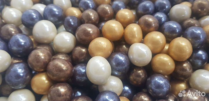 Фундук блестящий глазури