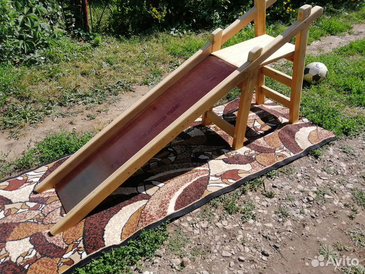 Горка деревянная