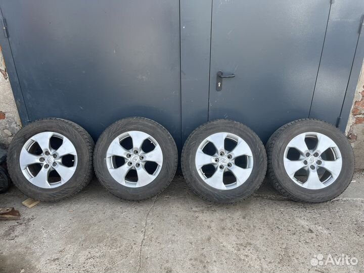 Колеса Toyota Rav-4 225/65R17