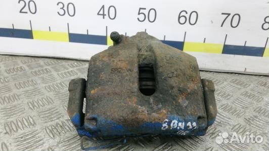 Суппорт тормозной передний правый volkswagen passa