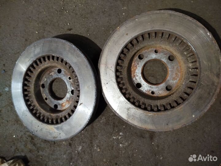 Тормозные диски R14 ваз 2110 2112 2170 вентилируе