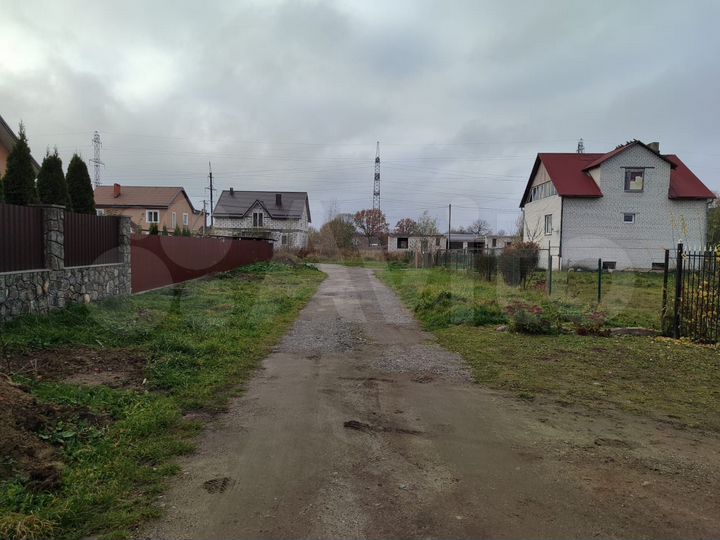 Дом 219 м² на участке 6 сот.