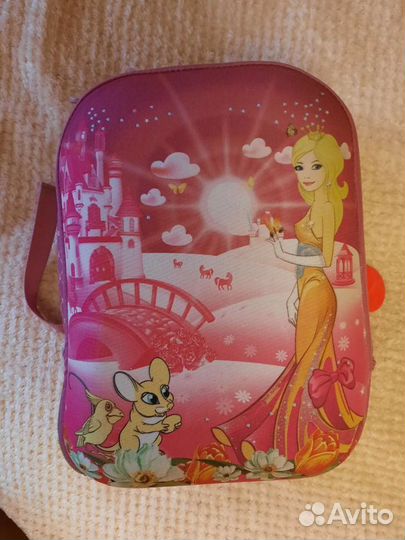 Школьный рюкзак для девочки