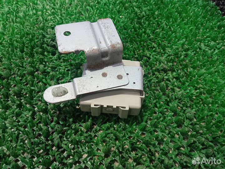 Блок управления освещением Mitsubishi Pajero Sport