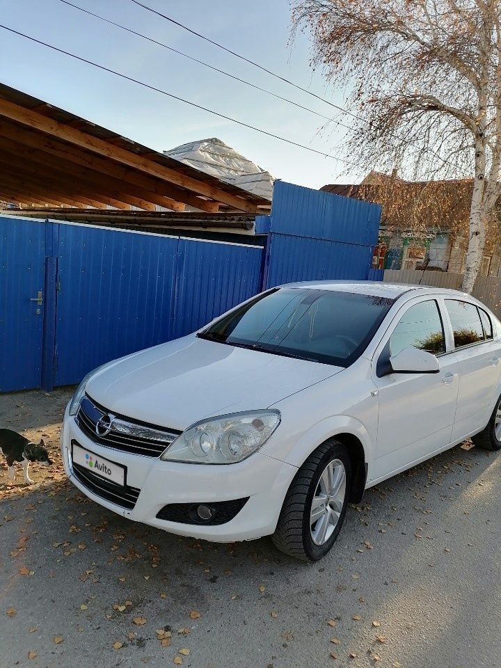 Opel Astra: фото владельца