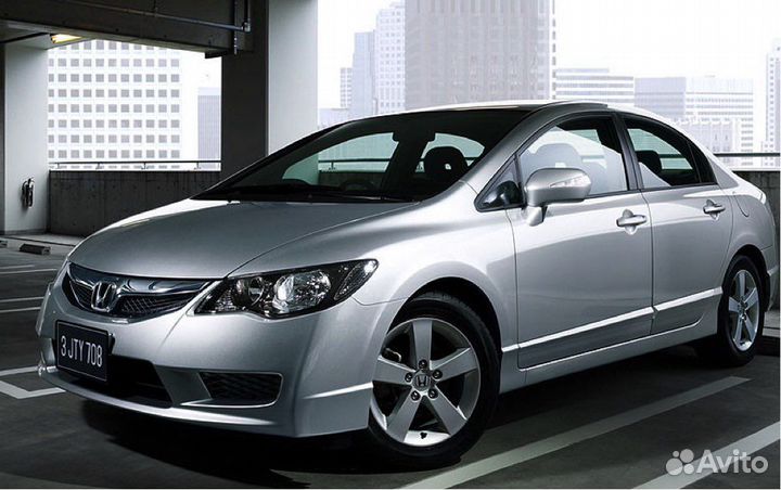 Honda Civic 4D FD привод правый R18 АКПП