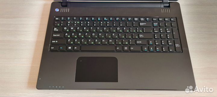 Игровой DNS FullHD/i7/8gb/250SSD/GF840m 2gb