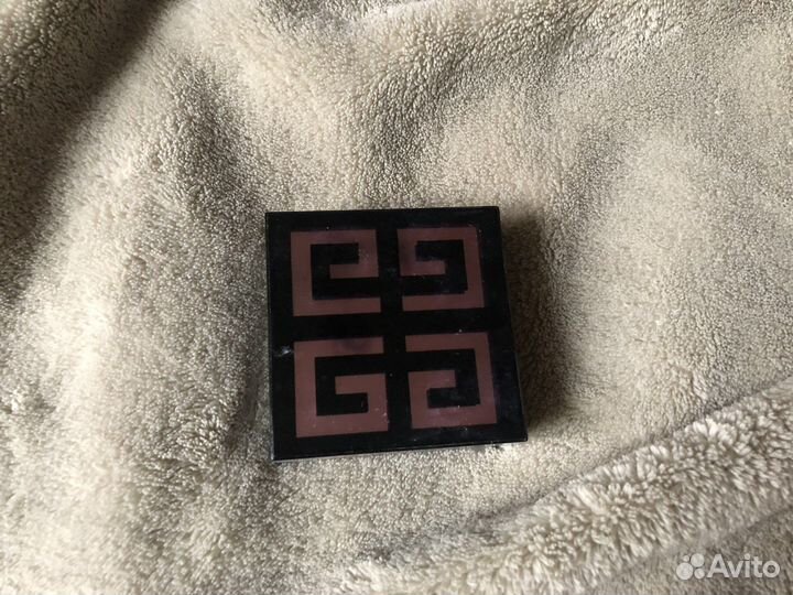 Пудра givenchy le prisme (оригинал)