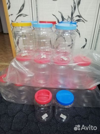 Пластиковые банки 2л