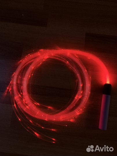 Плетка хлыст светящаяся для танцев