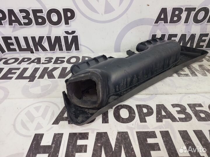 Воздуховод BMW E83