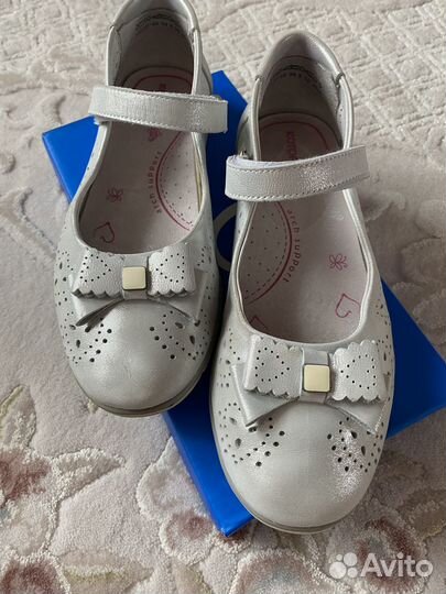 Одежда для девочки (134,140,146 )