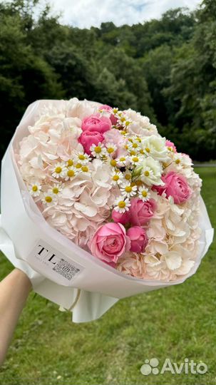 Букеты с матриакарией и алтай